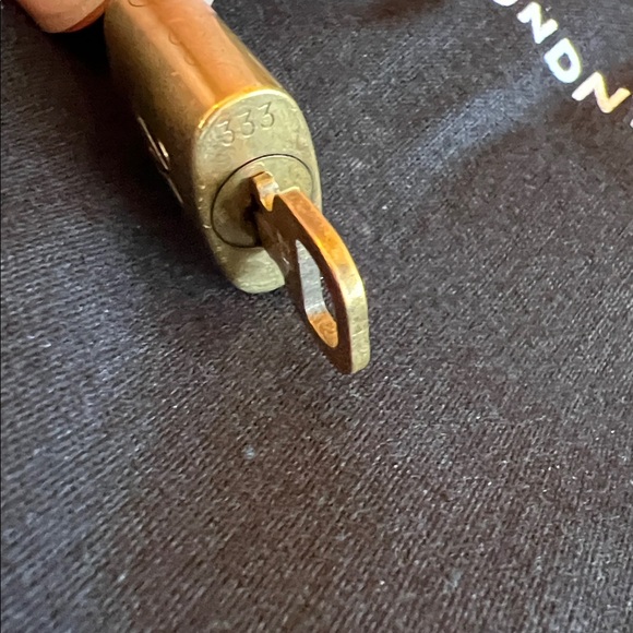 Louis Vuitton #333 - Picture 3 of 5